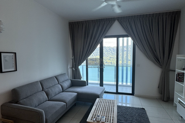 Queens Residences @ Queens Waterfront