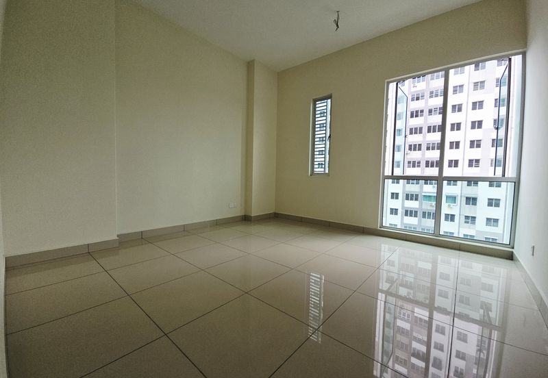 Royale Infinity @ Tambun Royale City