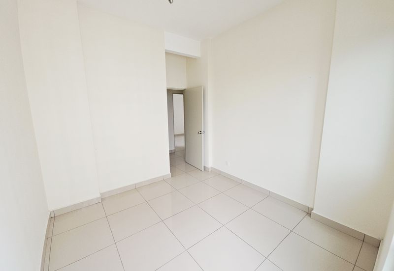 Royale Infinity @ Tambun Royale City