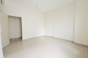 Royale Infinity @ Tambun Royale City