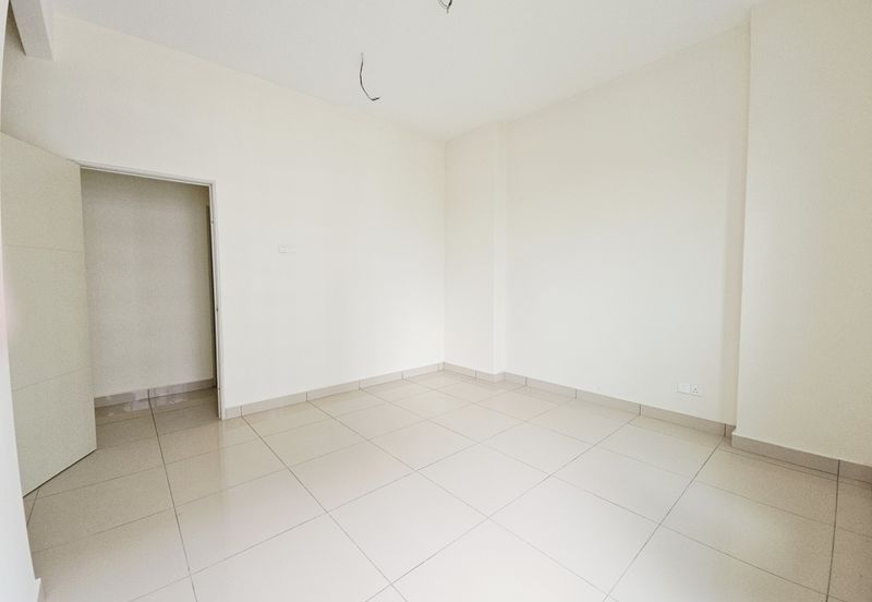 Royale Infinity @ Tambun Royale City