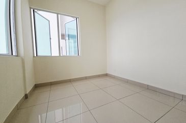 Royale Infinity @ Tambun Royale City