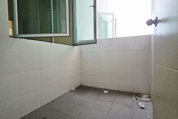 Royale Infinity @ Tambun Royale City