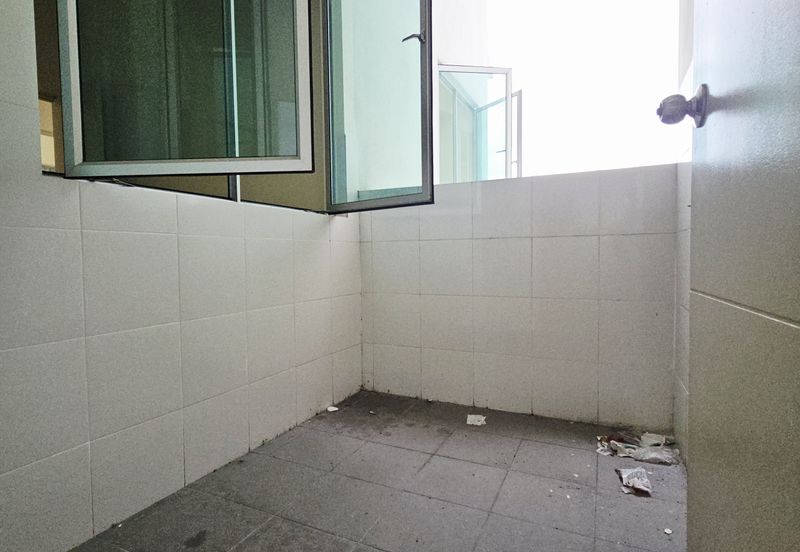 Royale Infinity @ Tambun Royale City