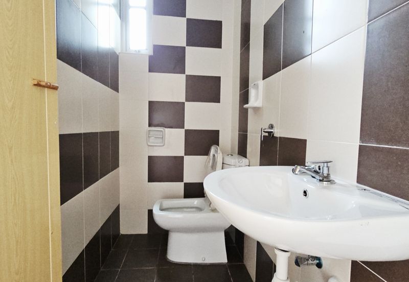 Royale Infinity @ Tambun Royale City