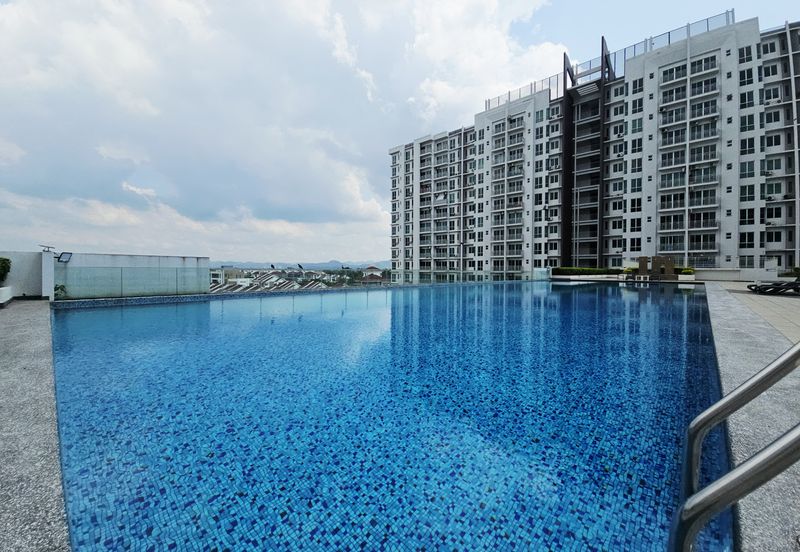 Royale Infinity @ Tambun Royale City