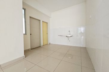 Royale Infinity @ Tambun Royale City