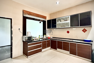 Jubilee Residence – 3-Storey Corner Terrace, Taman Lip Sin, Sungai Nibong, Sungai Dua