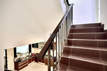 Jubilee Residence – 3-Storey Corner Terrace, Taman Lip Sin, Sungai Nibong, Sungai Dua