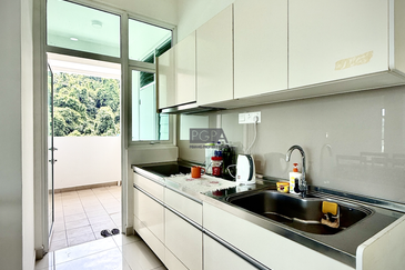 Ferringhi Residence 2