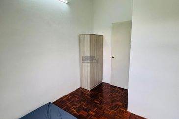 Ferringhi Delima Condominium