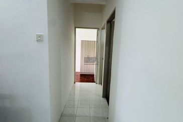 Ferringhi Delima Condominium