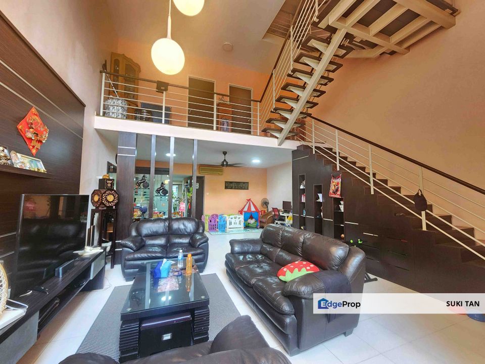 M【Rare Gem]】 Serene & Quiet Spacious 3-Storey Home with Ample Car Parking Space!, Kuala Lumpur, Sungai Besi