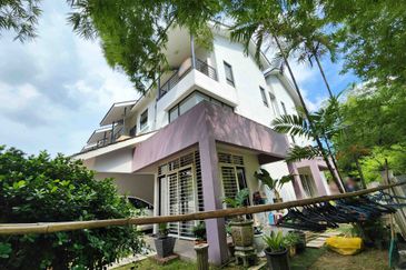 Lake Fields - Meadows and Glades