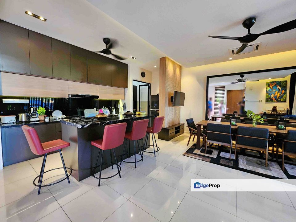 R【End Lot】3 Storey Superlink Modern Home – Stylish and Contemporary Living at Its Best!, Kuala Lumpur, Sungai Besi