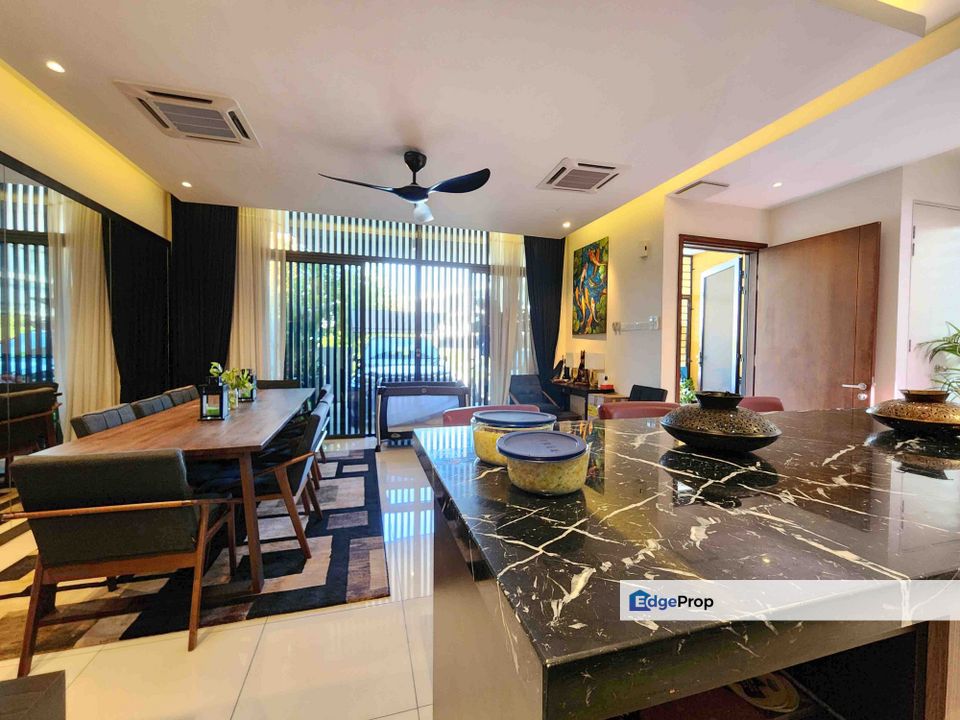 R【End Lot】3 Storey Superlink Modern Home – Stylish and Contemporary Living at Its Best!, Kuala Lumpur, Sungai Besi