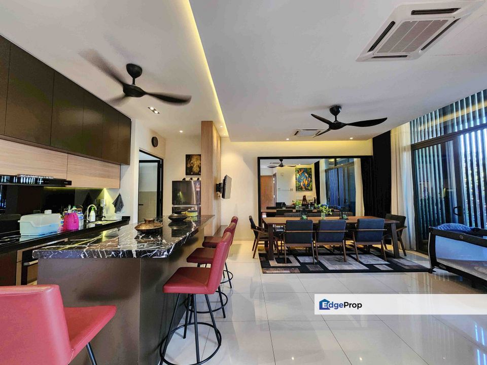 R【End Lot】3 Storey Superlink Modern Home – Stylish and Contemporary Living at Its Best!, Kuala Lumpur, Sungai Besi