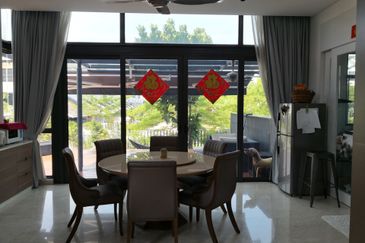 The Grove @ Lake Fields