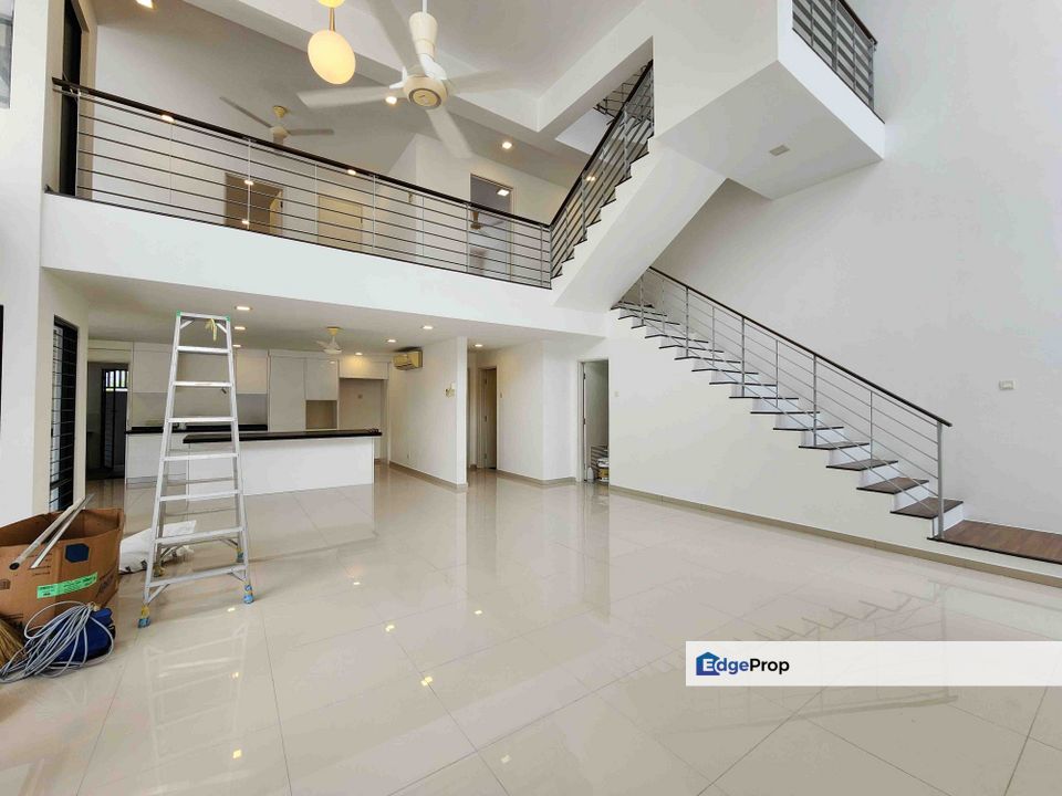 D【Corner Huge Land】Spacious 3-Storey Home with Double Height Ceiling, Walking Distance to Shops, MRT & LRT! , Kuala Lumpur, Sungai Besi