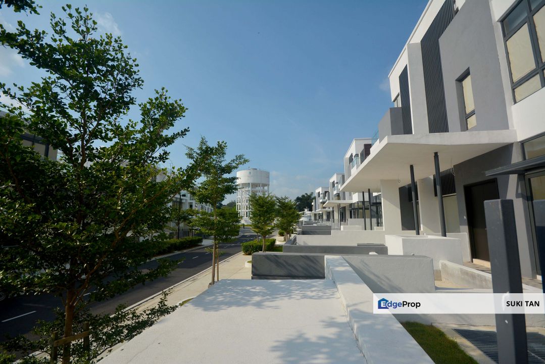 G【HUGE SemiD with LIFT & POOL】The GROVES Lake Fields YTL @ Sg Besi + Undergraound Car Park for 7 Cars, Kuala Lumpur, Sungai Besi