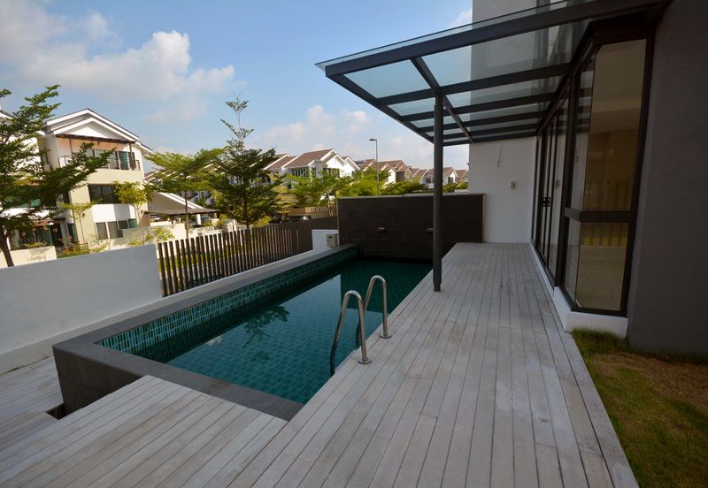 The Grove @ Lake Fields