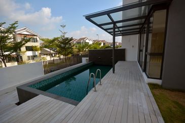 The Grove @ Lake Fields