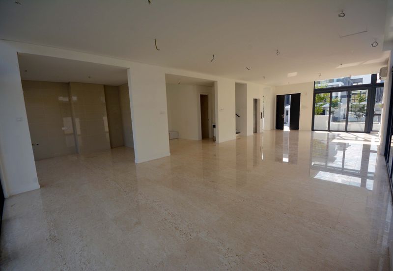 The Grove @ Lake Fields