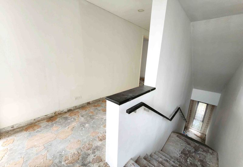 The Grove @ Lake Fields