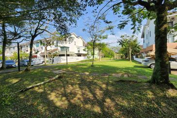 Lake Fields - Meadows and Glades