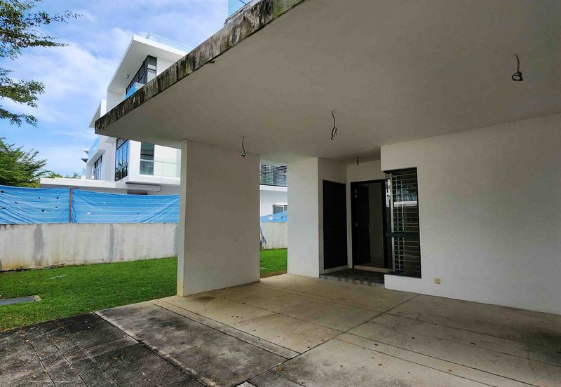 The Grove @ Lake Fields