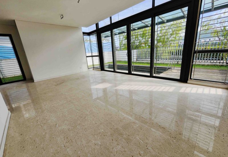 The Grove @ Lake Fields