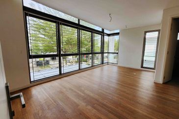 The Grove @ Lake Fields