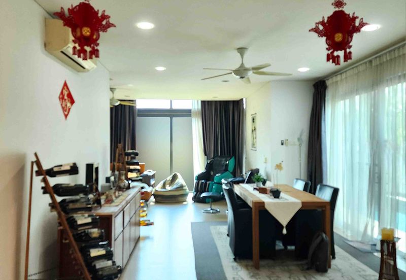 The Grove @ Lake Fields