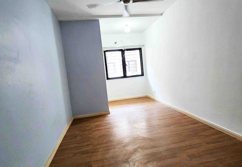 Lake Fields - Meadows and Glades