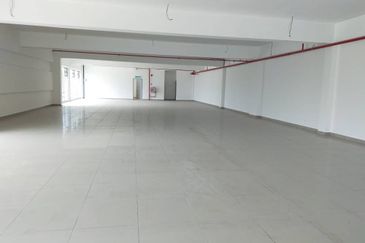 OFF JALAN SENAI-SEELONG