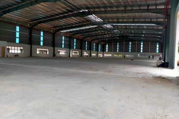 Kempas ,Johor Bahru Factory/ Warehouse For Rent