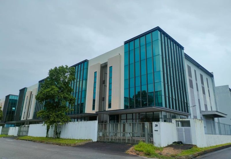 Iskandar Puteri SILC , Johor Semi-Detached Factory For Rent