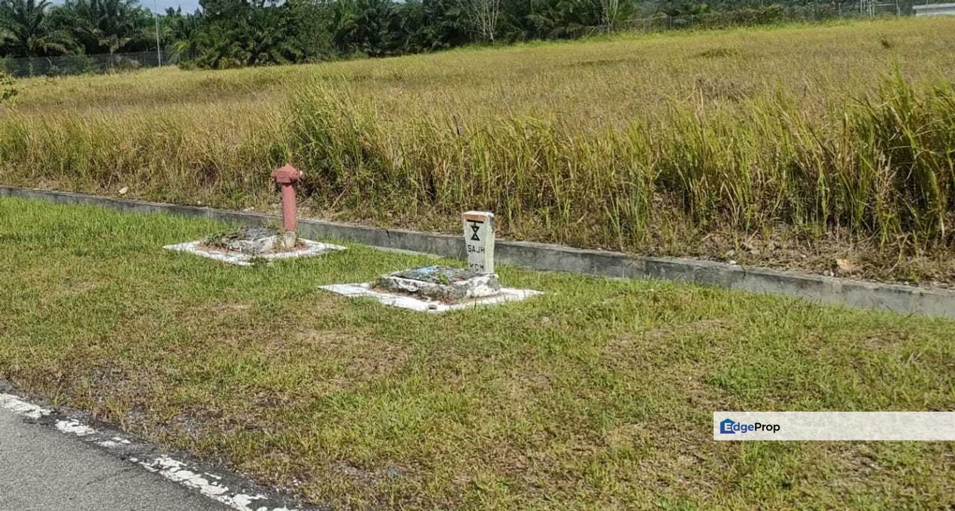 Industrial Land Located At Gelang Patah/ Pekan Nanas For Sales, Johor, Gelang Patah