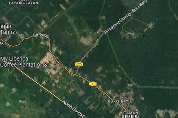 Layang Layang Kluang Industrial Land for Sale