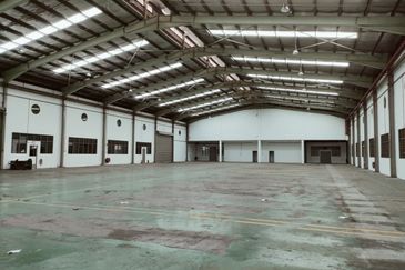 Detached Factory At Desa Cemerlang For Rent