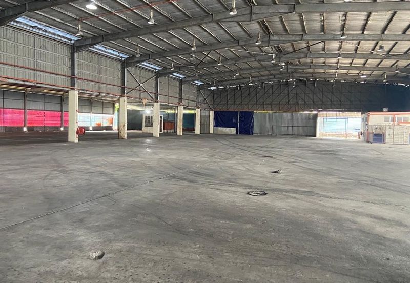 Senai Detached Factory For Rent