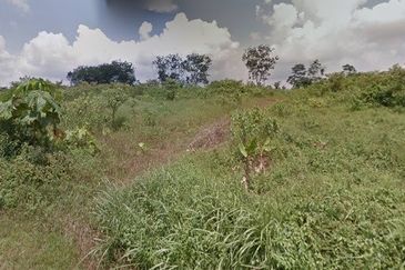 Seelong, Johor Industrial Land For	Sale