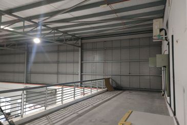 Kempas, Johor	 Semi Detached Factory For Rent