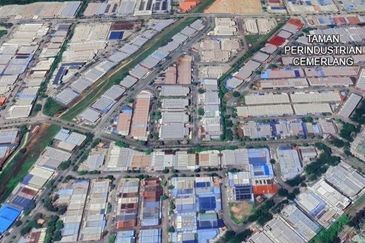  Detached Factory in Desa Cemerlang For Sale
