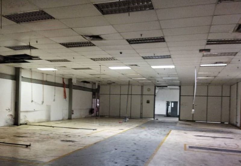 Detached Factory in Tampoi For Rent