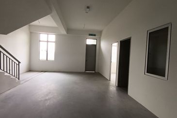 Iskandar Halal Park Pasir Gudang Masai Terrace factory for sale