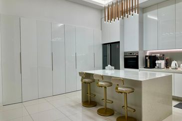 Duta Villa, Setia Alam