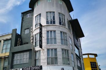 Prima Biz Hub, Taman Tasik Prima