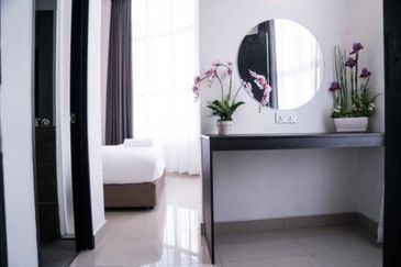 Prima Biz Hub, Taman Tasik Prima