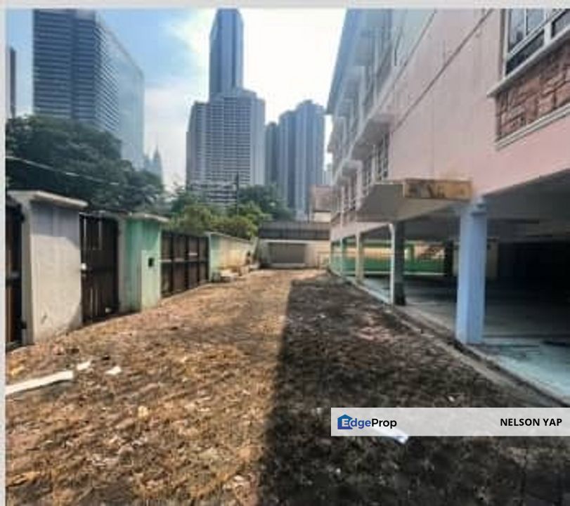 Whole block town house for sale - 8 units, Kuala Lumpur, Cheras